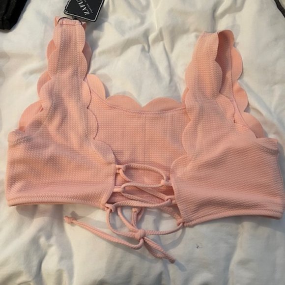 2 Piece Swimsuit with Tags - Picture 6 of 7